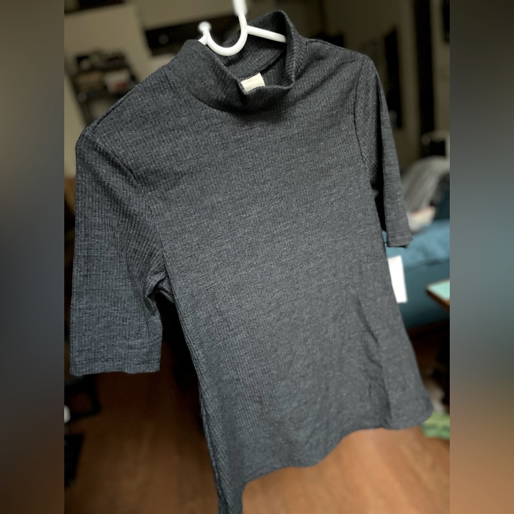 Half-Sleeve Mock Neck Ribbed Top